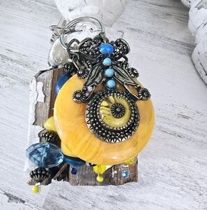 Handmade Yellow Vintage Purse Charm / Keychain